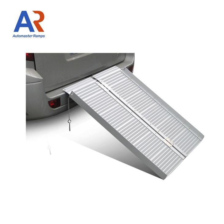 Rampa per sedia a rotelle pieghevole in alluminio